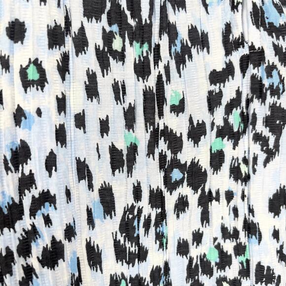 Loft Blue Animal Print Ruffle Collar Long Sleeve Textured Top Size XXSP - Picture 5 of 7